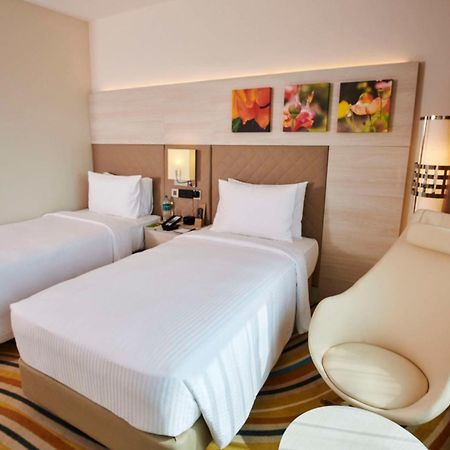 Hilton Garden Inn Lucknow Luaran gambar