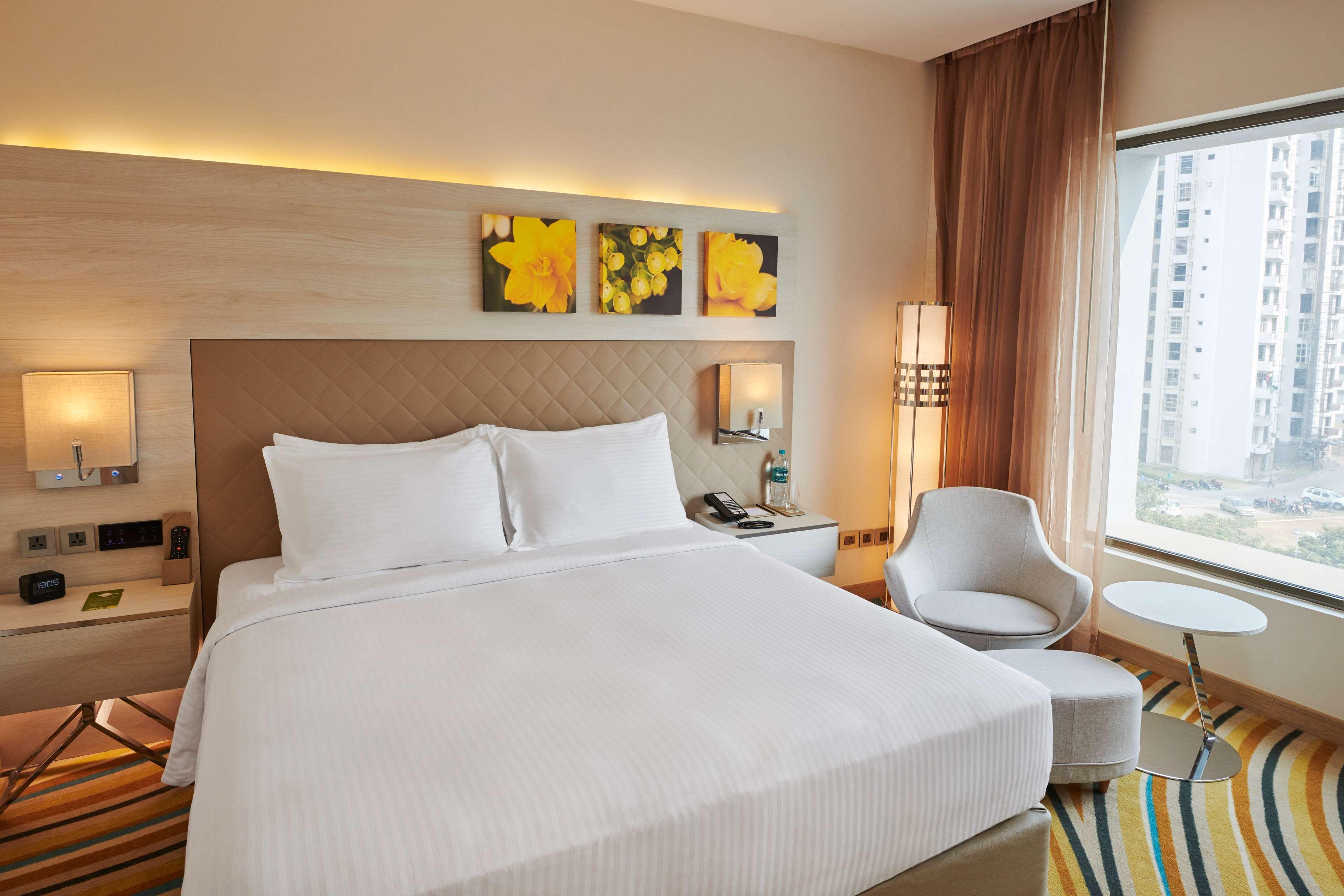 Hilton Garden Inn Lucknow Luaran gambar