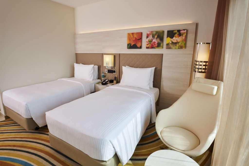 Hilton Garden Inn Lucknow Bilik gambar