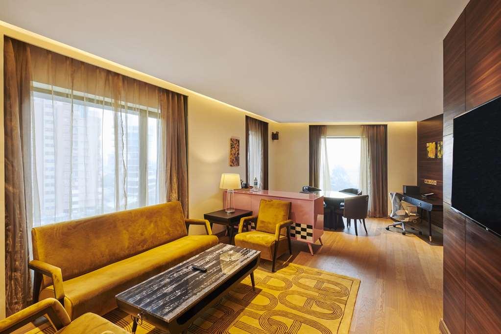 Hilton Garden Inn Lucknow Bilik gambar